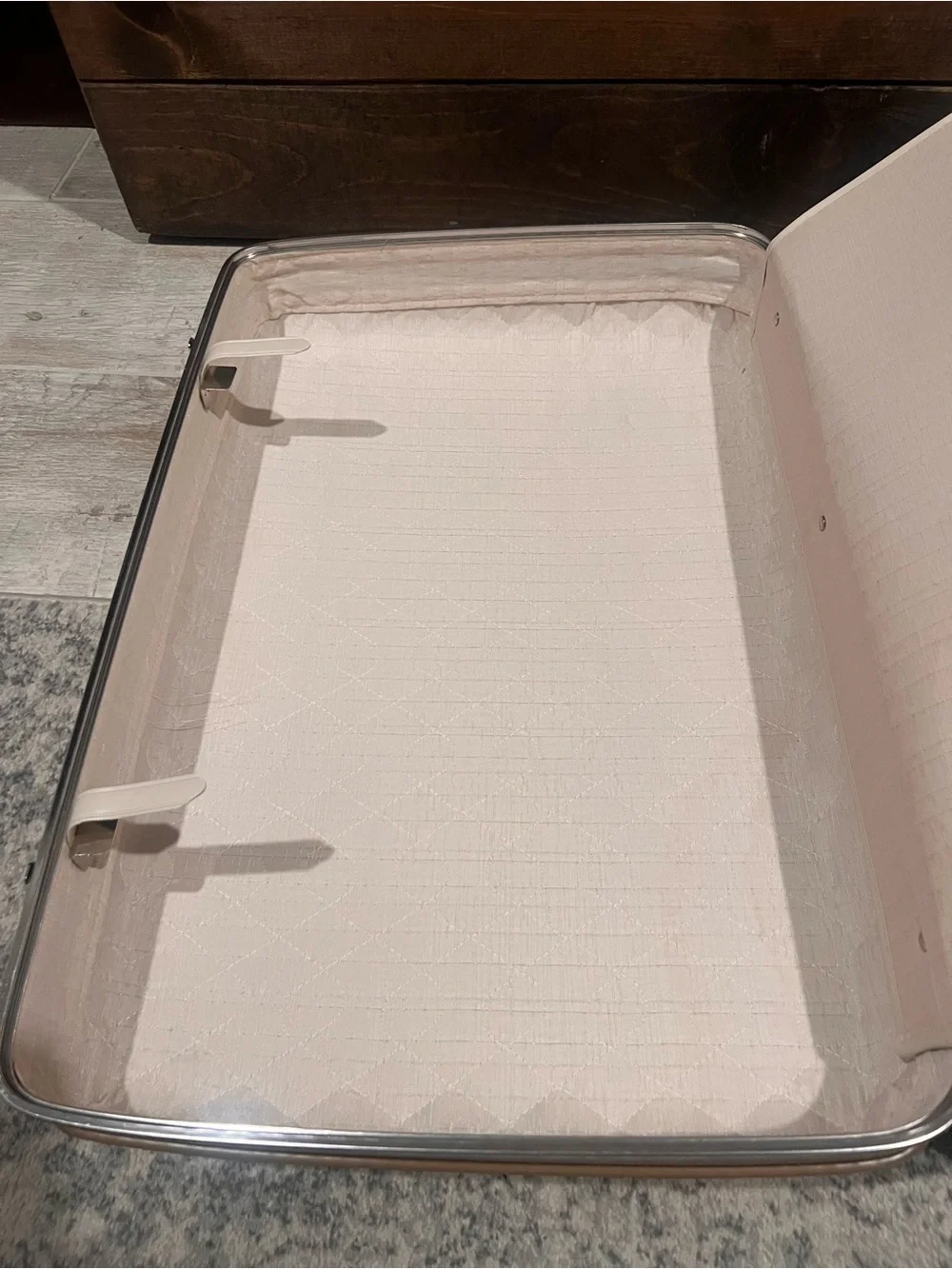Vintage American Tourister hard shell suitcase luggage